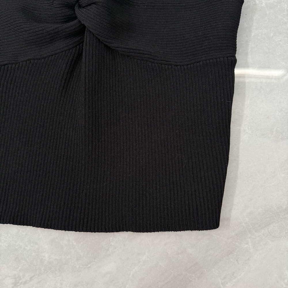 Women’s Forever 21 Ribbed Tank Top Twist Front Sleeveless Crop Top Size Medium - Picture 6 of 13